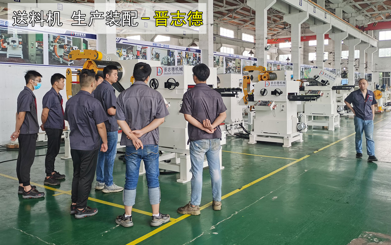 送料機(jī)工廠防暑降溫 送料機(jī)工廠防暑降溫