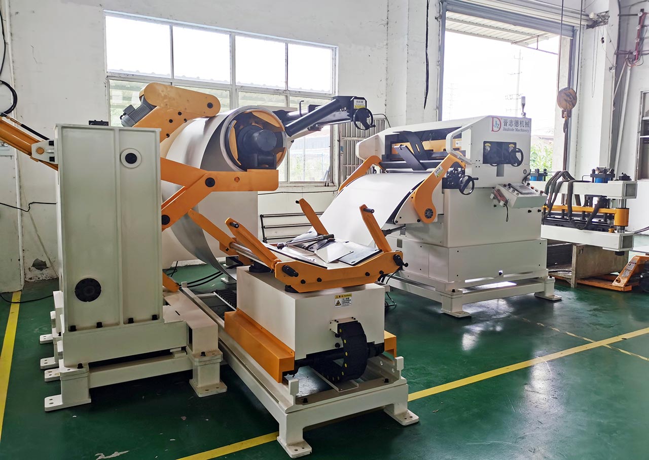 送料機(jī)廠(chǎng)家溝通會(huì)