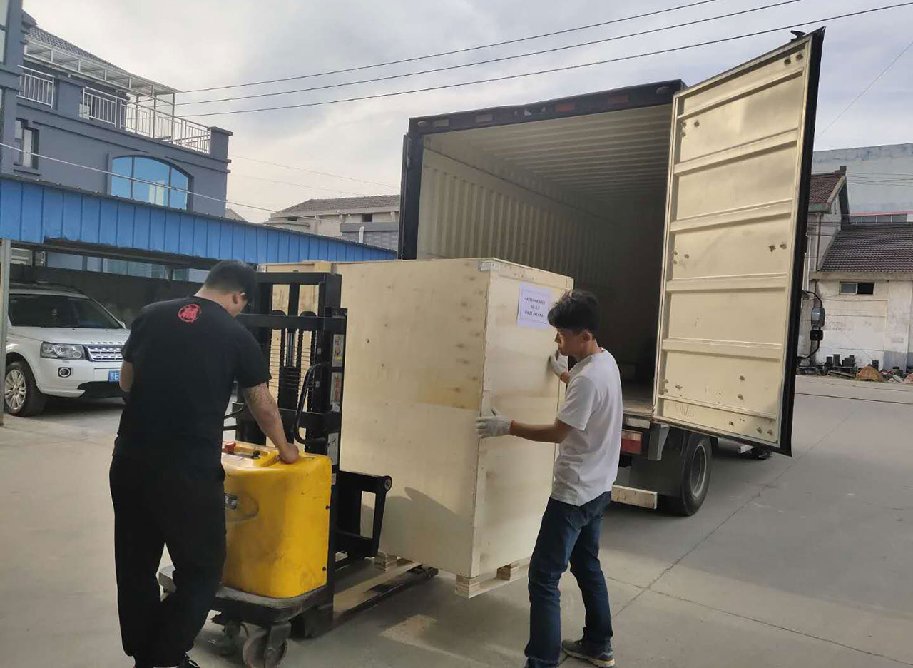 送料機(jī)出口泰國,沖床送料機(jī)出口泰國 送料機(jī)出口泰國,沖床送料機(jī)出口泰國