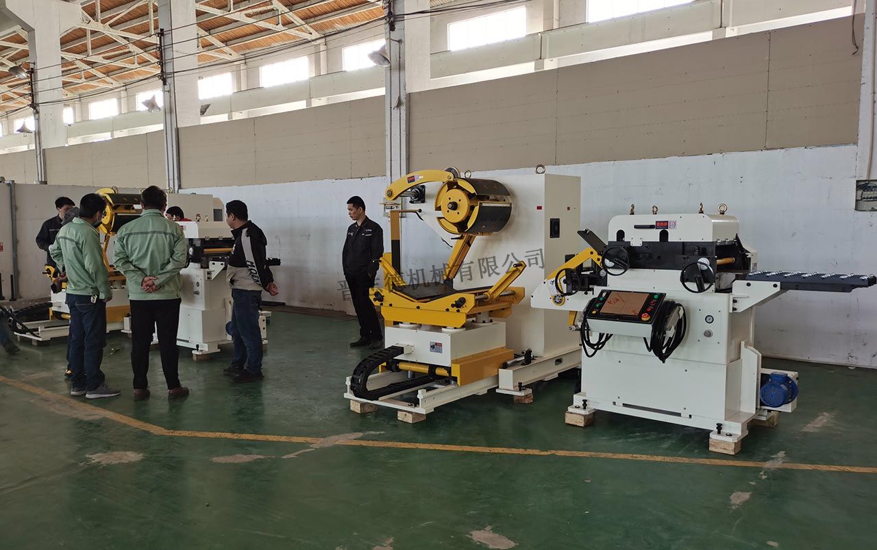 三合一送料機校辦工廠 三合一送料機校辦工廠